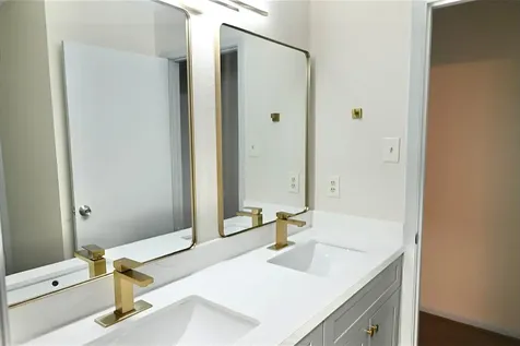 202 Coronation Drive Houston TX 77034