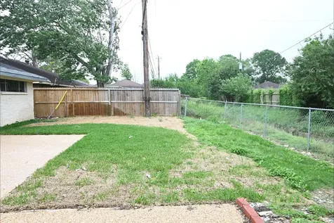 202 Coronation Drive Houston TX 77034