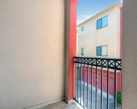 404 Parker Street Houston TX 77007