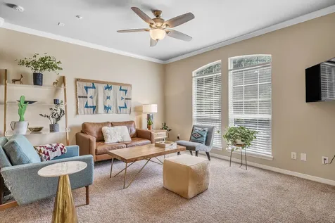 305 Holleman Drive E 1506 College Station TX 77840