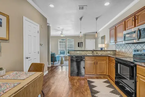 305 Holleman Drive E 1506 College Station TX 77840