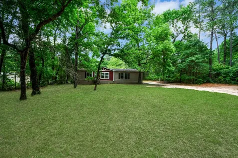 24698 Country Oaks Boulevard Montgomery TX 77316