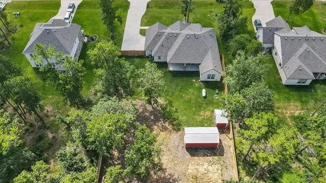 18207 Samie Nell Court Willis TX 77378