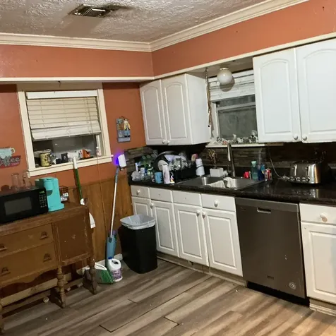 517 N Lake Avenue Eagle Lake TX 77434
