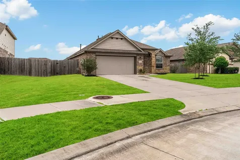 677 Summer Shores Lane La Marque TX 77568