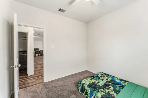 677 Summer Shores Lane La Marque TX 77568