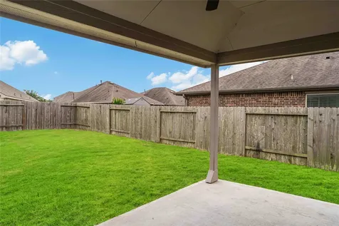 677 Summer Shores Lane La Marque TX 77568