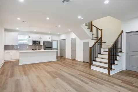 2753 Redrock Street B Houston TX 77088