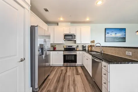 4221 Grassy Pointe Drive 203 Galveston TX 77554