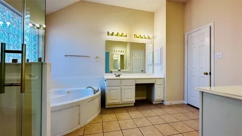 12015 Concho Bay Court Houston TX 77041