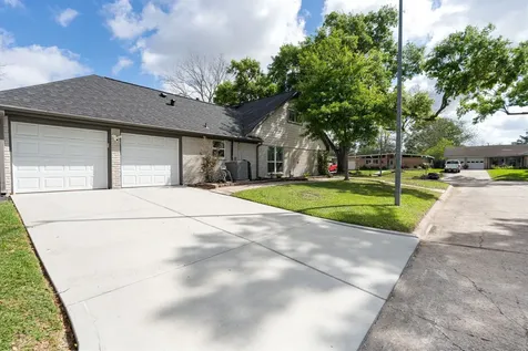 9214 Bintliff Drive Houston TX 77074
