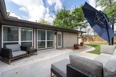 9214 Bintliff Drive Houston TX 77074