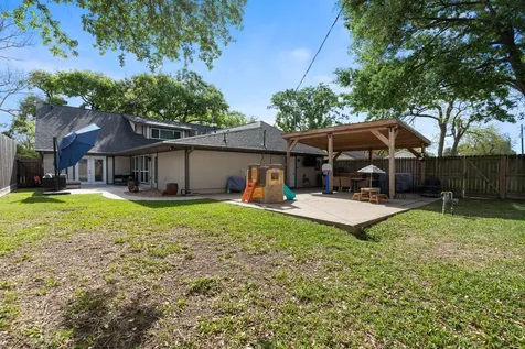 9214 Bintliff Drive Houston TX 77074