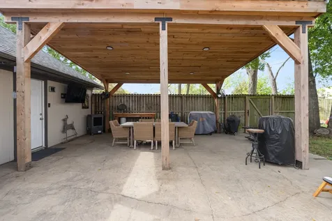 9214 Bintliff Drive Houston TX 77074