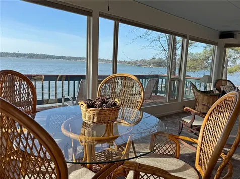 428 Dove Island Livingston TX 77351