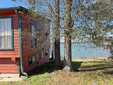 428 Dove Island Livingston TX 77351