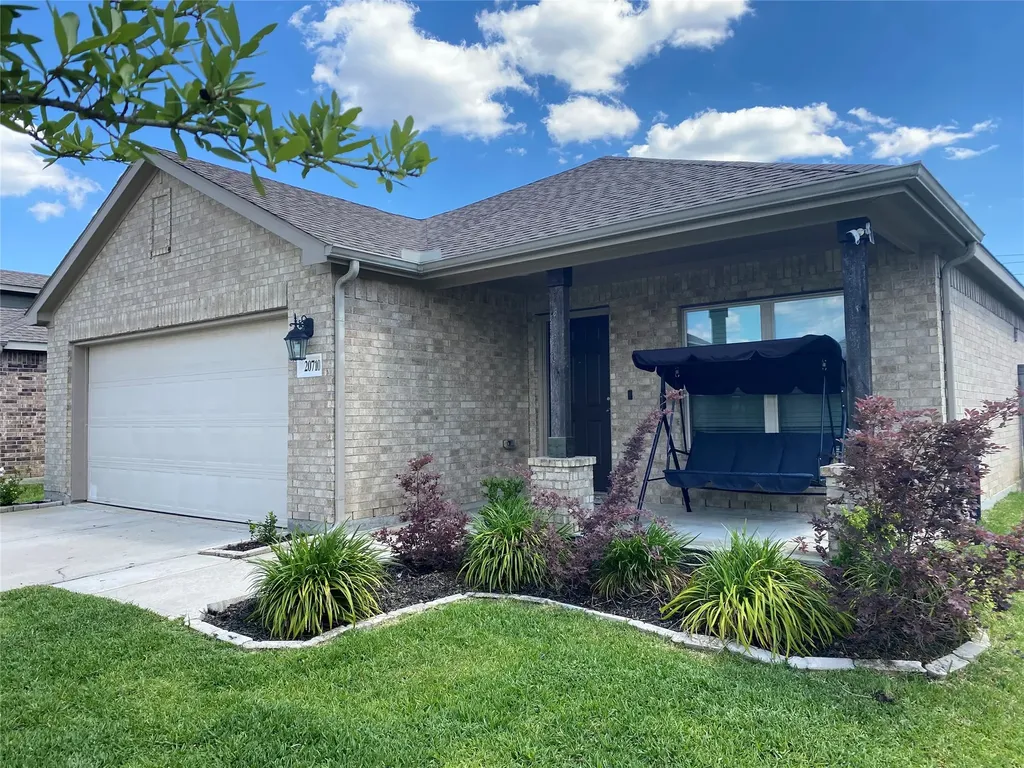 20710 Southern Woods Drive New Caney TX 77357