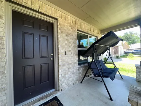 20710 Southern Woods Drive New Caney TX 77357