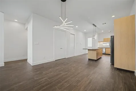 5519 Paraiso Place Houston TX 77091