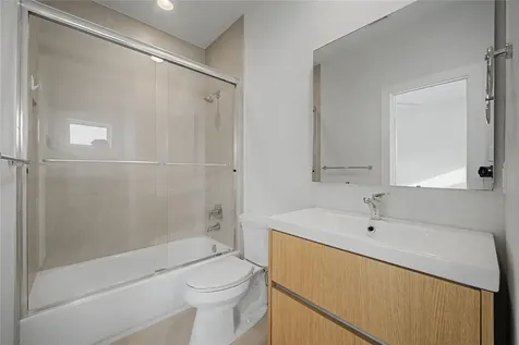 5519 Paraiso Place Houston TX 77091