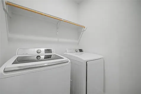 5519 Paraiso Place Houston TX 77091