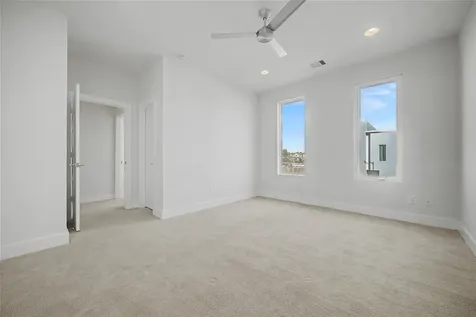 5519 Paraiso Place Houston TX 77091
