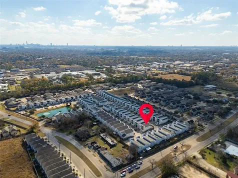 5519 Paraiso Place Houston TX 77091