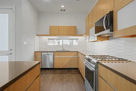 5519 Paraiso Place Houston TX 77091