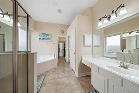 14710 Castle Cove Lane Houston TX 77044