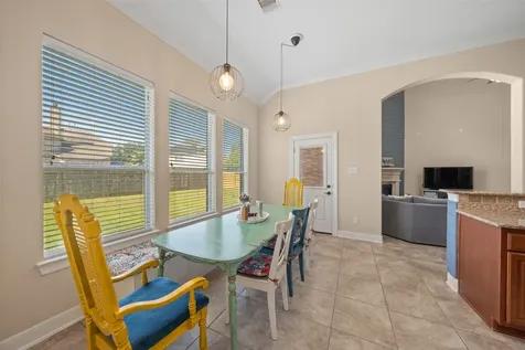 14710 Castle Cove Lane Houston TX 77044