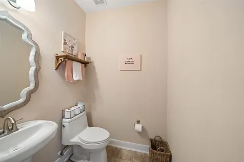 14710 Castle Cove Lane Houston TX 77044