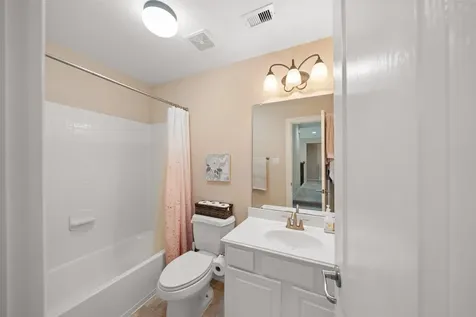 14710 Castle Cove Lane Houston TX 77044