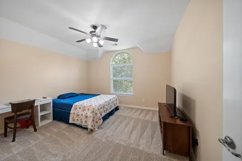 14710 Castle Cove Lane Houston TX 77044
