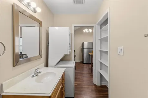 4373 Harvest Lane Houston TX 77004