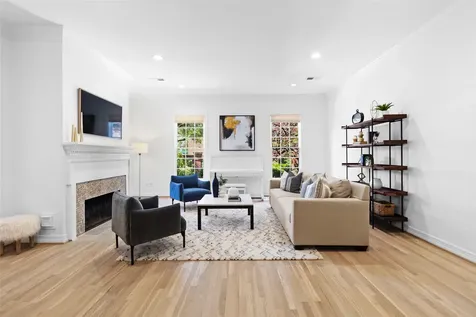 3379 Bellefontaine Street Houston TX 77025