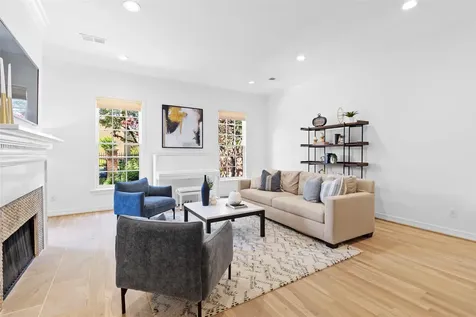3379 Bellefontaine Street Houston TX 77025