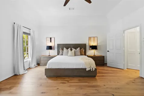 3379 Bellefontaine Street Houston TX 77025