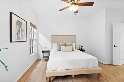 3379 Bellefontaine Street Houston TX 77025