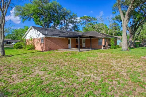 1618 Bernie Avenue Rosenberg TX 77471