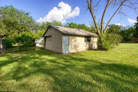 1618 Bernie Avenue Rosenberg TX 77471