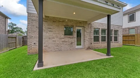 327 Honey Mesquite Path Conroe TX 77318