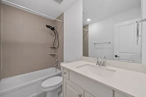1021 Lakemont Bend Lane Pinehurst TX 77362