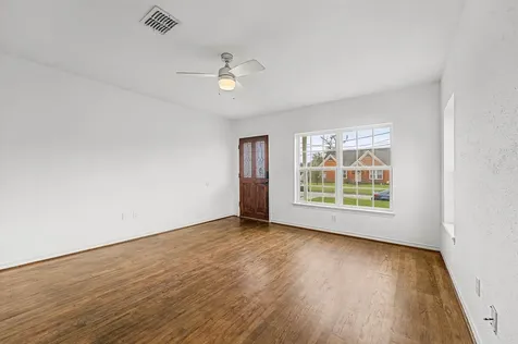 511 Joyce Street Houston TX 77009