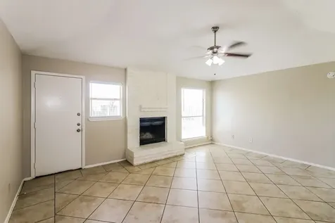 8443 S Meadow Bird Circle Houston TX 77489