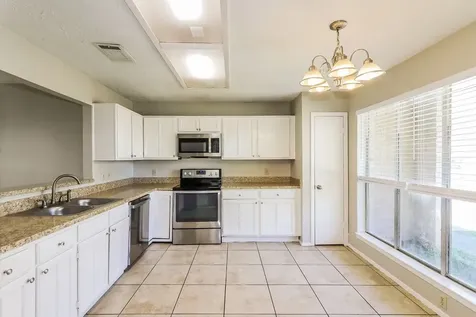 8443 S Meadow Bird Circle Houston TX 77489