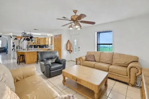 8407 Fm 1371 Road Bellville TX 77418