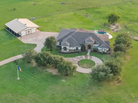 8407 Fm 1371 Road Bellville TX 77418