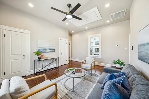 1521 Ovid Street Houston TX 77007