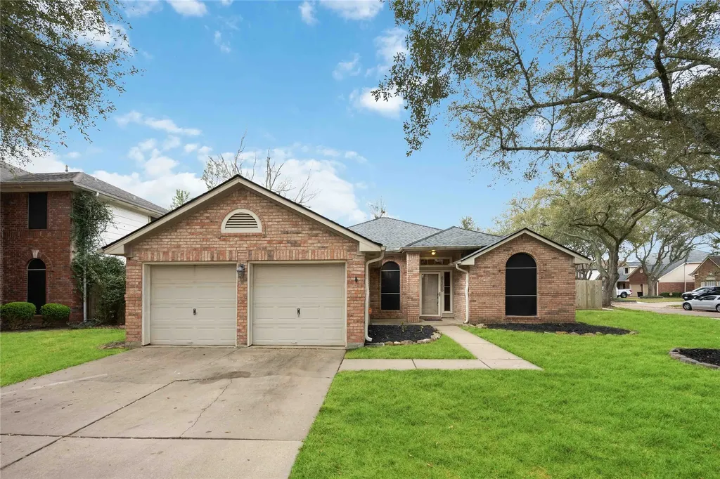 4106 N New Meadows Drive Sugar Land TX 77479