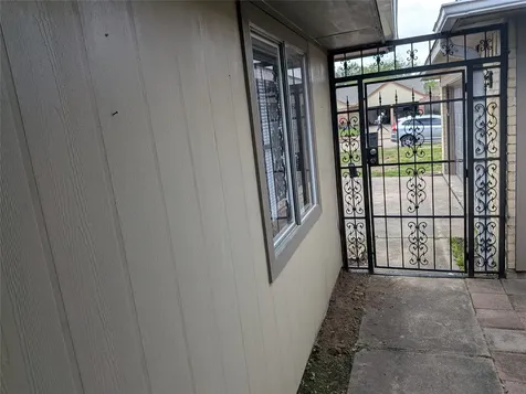 16723 Lone Quail Court Houston TX 77489